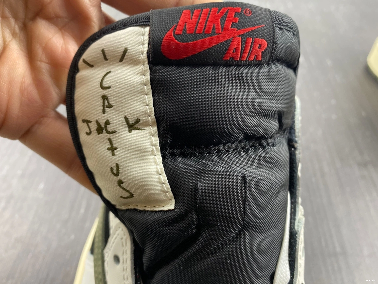 Travis DZ4137-106 Low Air 1 Olive Scott OG Jordan x 0421